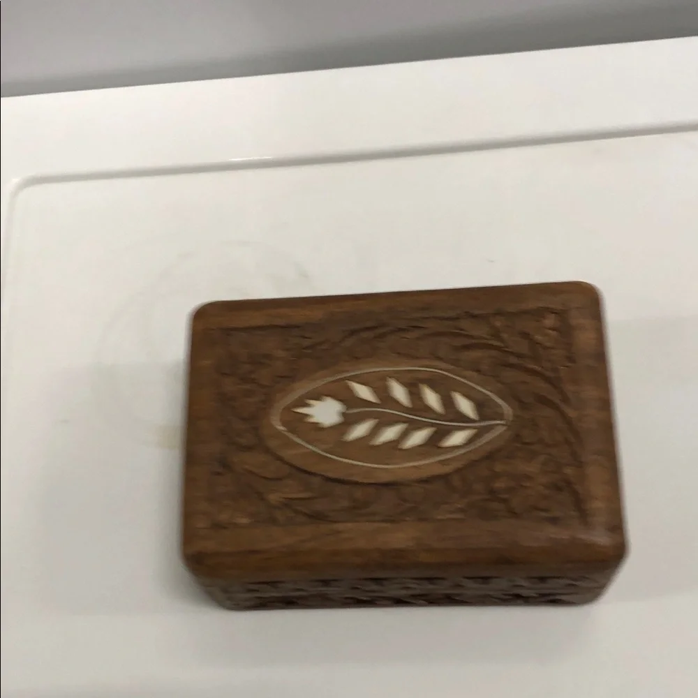 Handcrafted Wooden Decorative Box from India - Picture 3 of 5